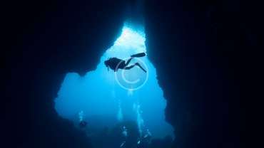 Turning Diving Sport into Art and Trip Adventures